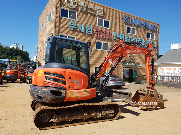 2016 구보다 KX57 미니굴삭기  판매합니다. (5661)