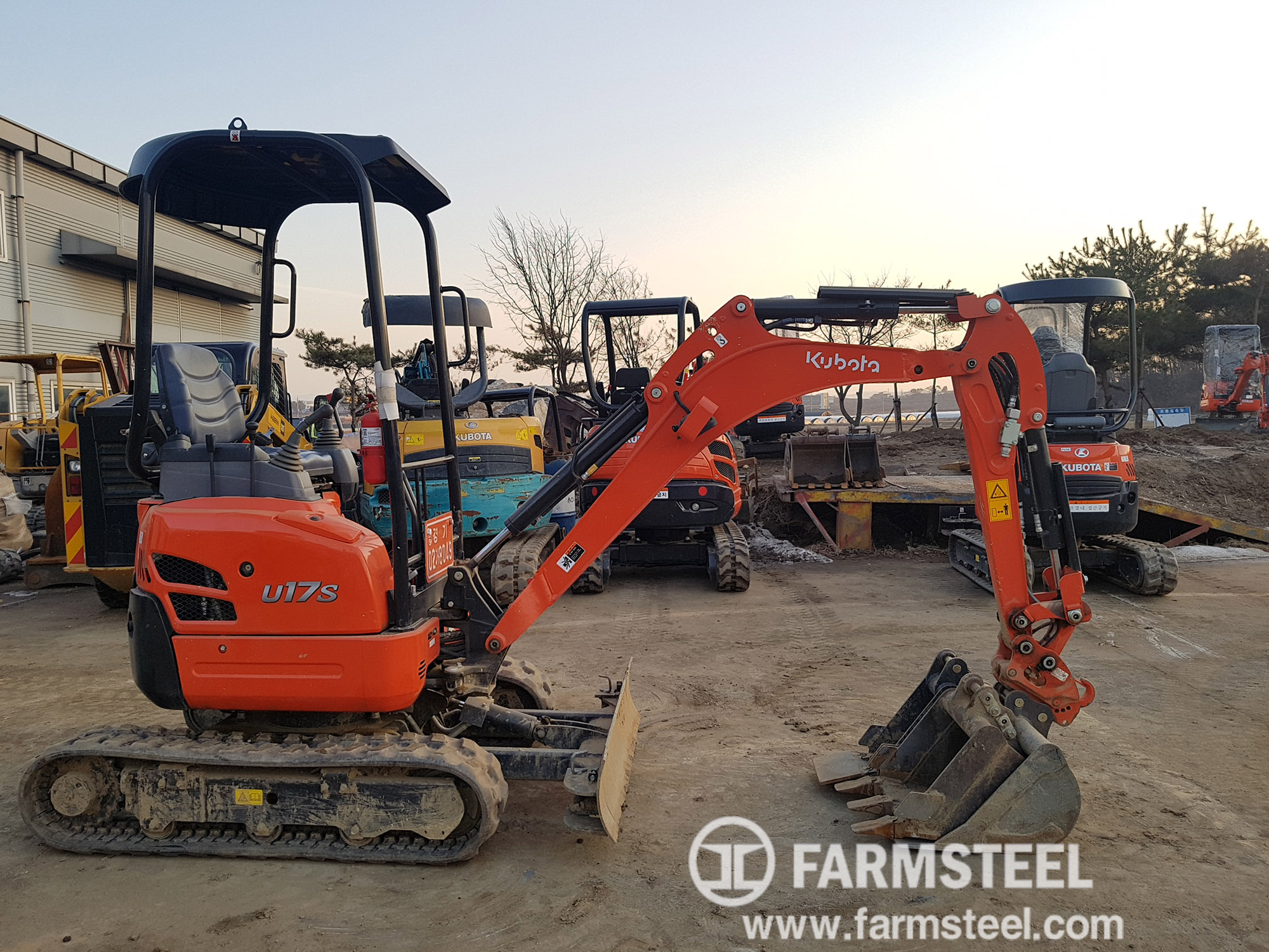 2017 구보다 U-17 미니굴삭기 판매합니다. (8049)