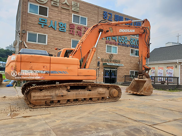 2009 두산 DX300LCA 판매합니다. (7370)