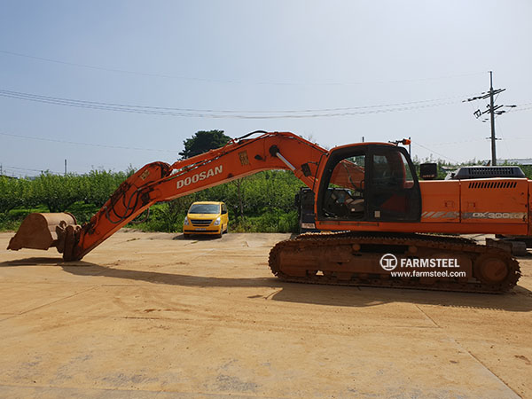 2009 두산 DX300LCA 판매합니다. (7370)