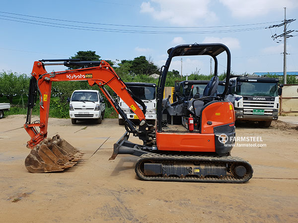 2017  구보다 U-30 미니굴삭기 판매합니다. (6226)