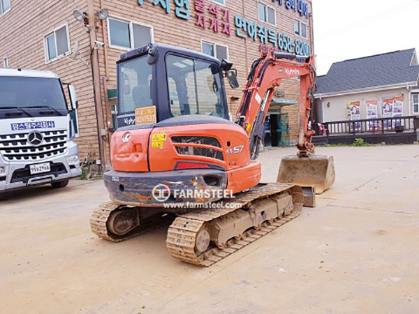 2014 구보다 KX57 미니굴삭기  판매합니다. (7532)