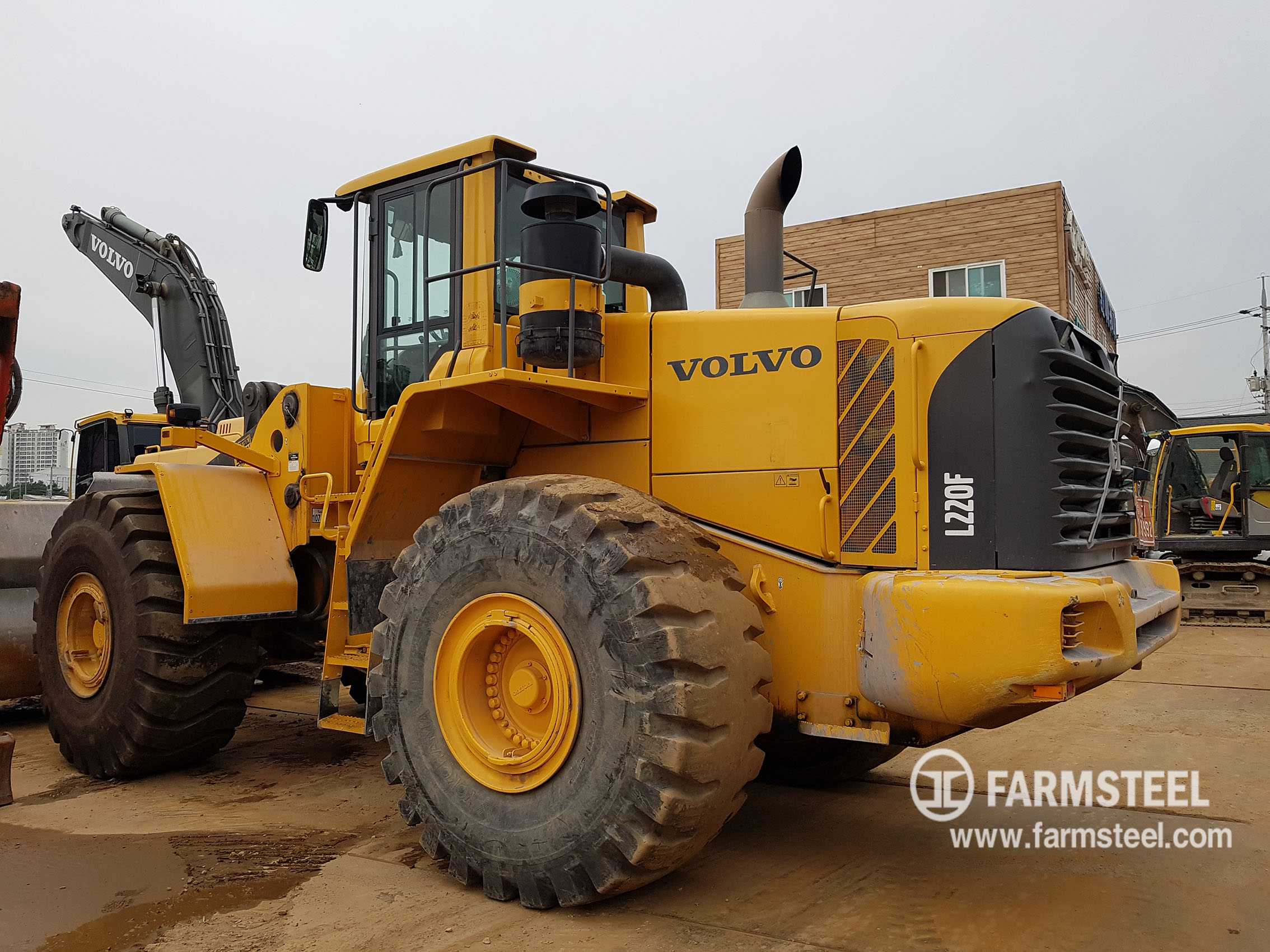 2008 VOLVO L220F 로우더 판매합니다 (7592)