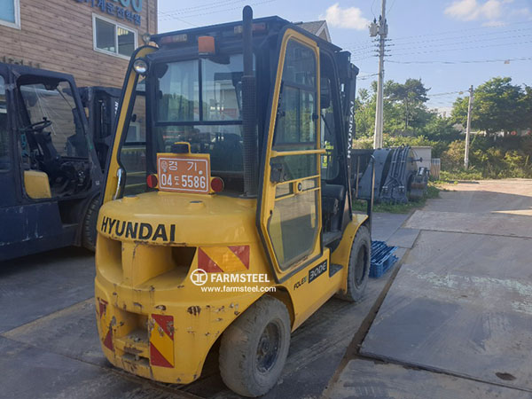 2011  현대  30DE 지게차 판매합니다 (5586)