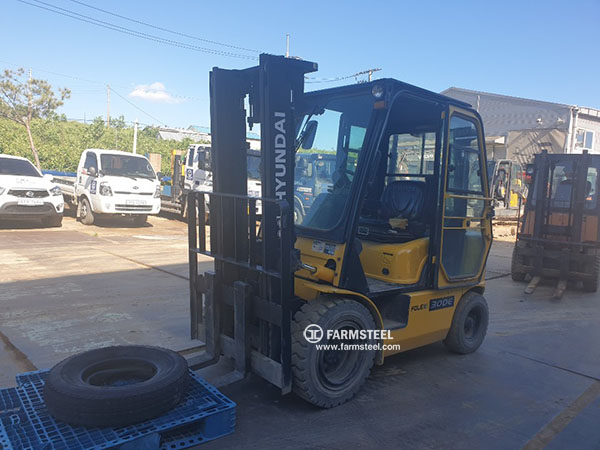2011  현대  30DE 지게차 판매합니다 (5586)