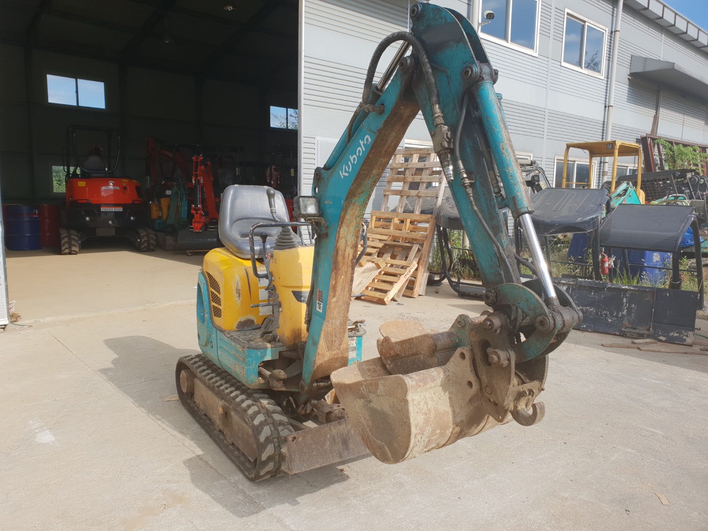 2009 구보다 U-10 굴삭기 판매합니다. (17657)