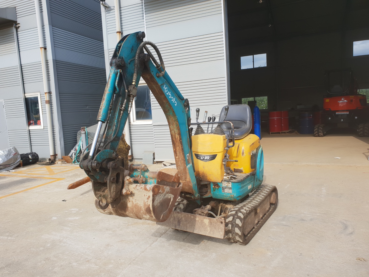 2009 구보다 U-10 굴삭기 판매합니다. (17657)