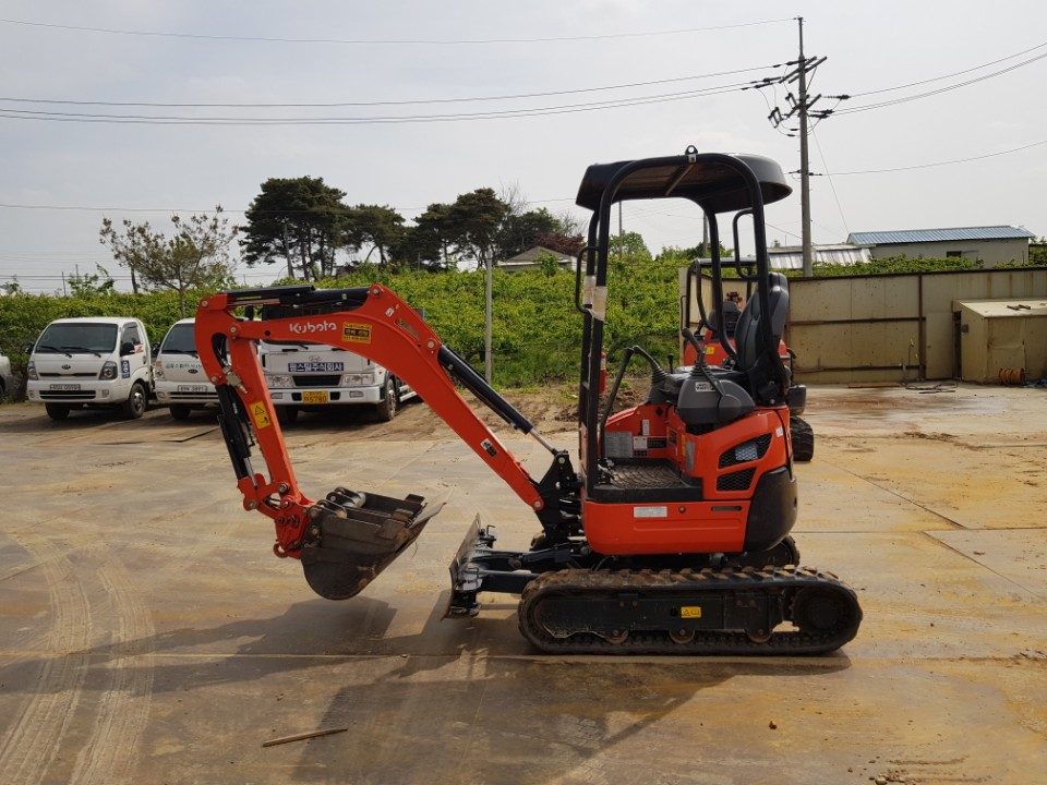 2018 구보다 U-17 미니굴삭기 판매합니다. (7200)