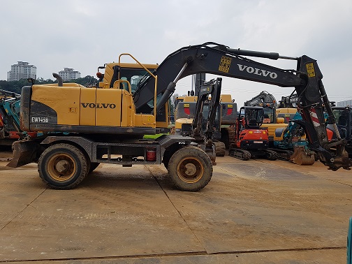 2012 VOLVO EW145BP 판매합니다. (8413)