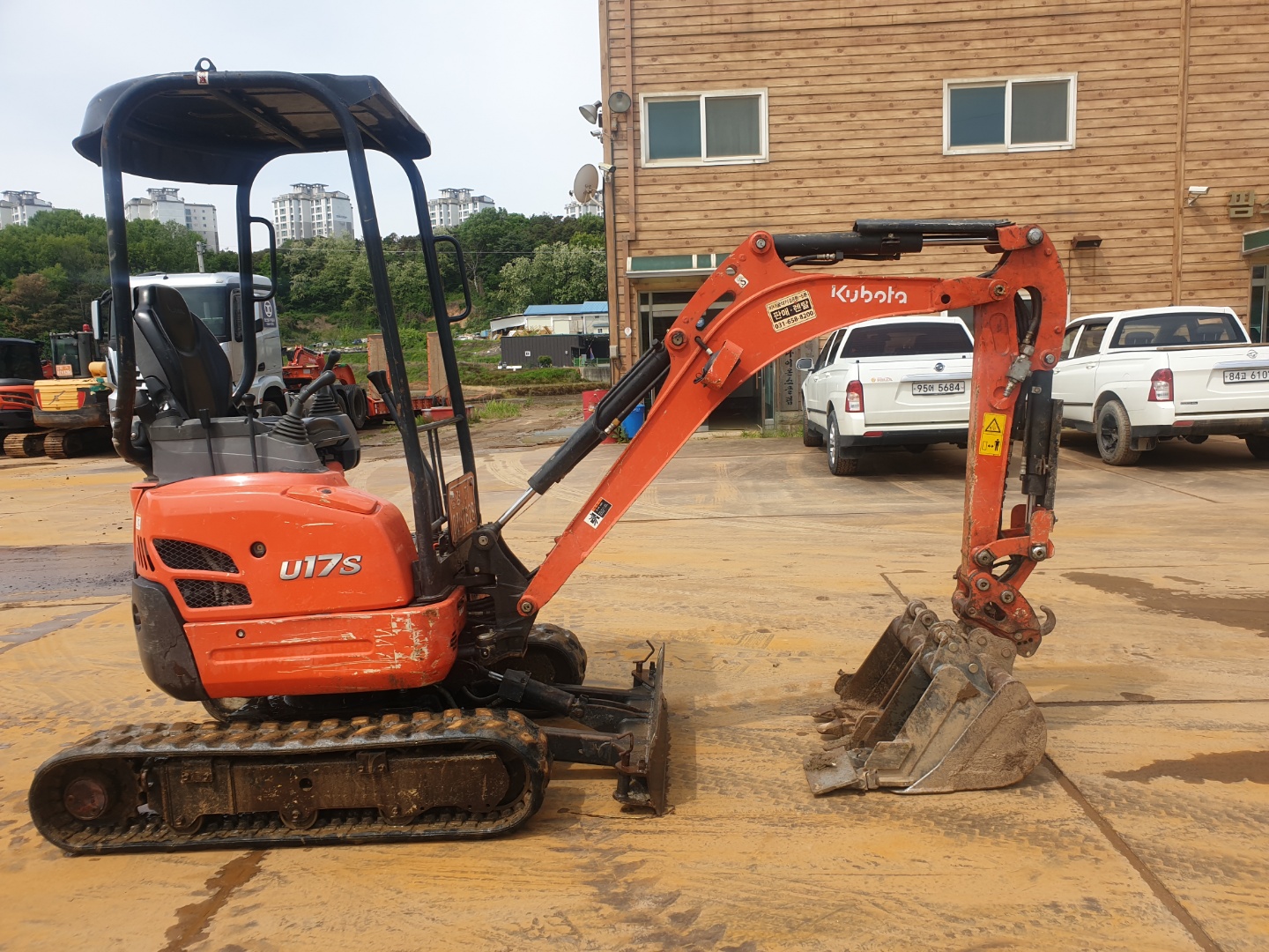 2018 구보다 U-17 미니굴삭기 판매합니다. (7626)