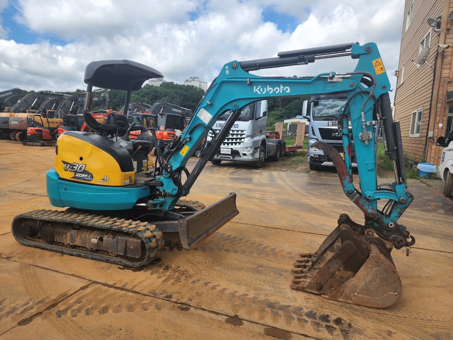 2014 구보다 U-30 미니굴삭기 판매합니다. (4647)