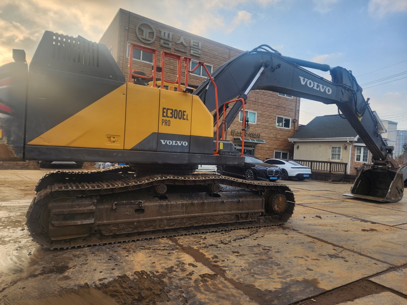 2021 VOLVO EC300E 판매합니다. (7448)