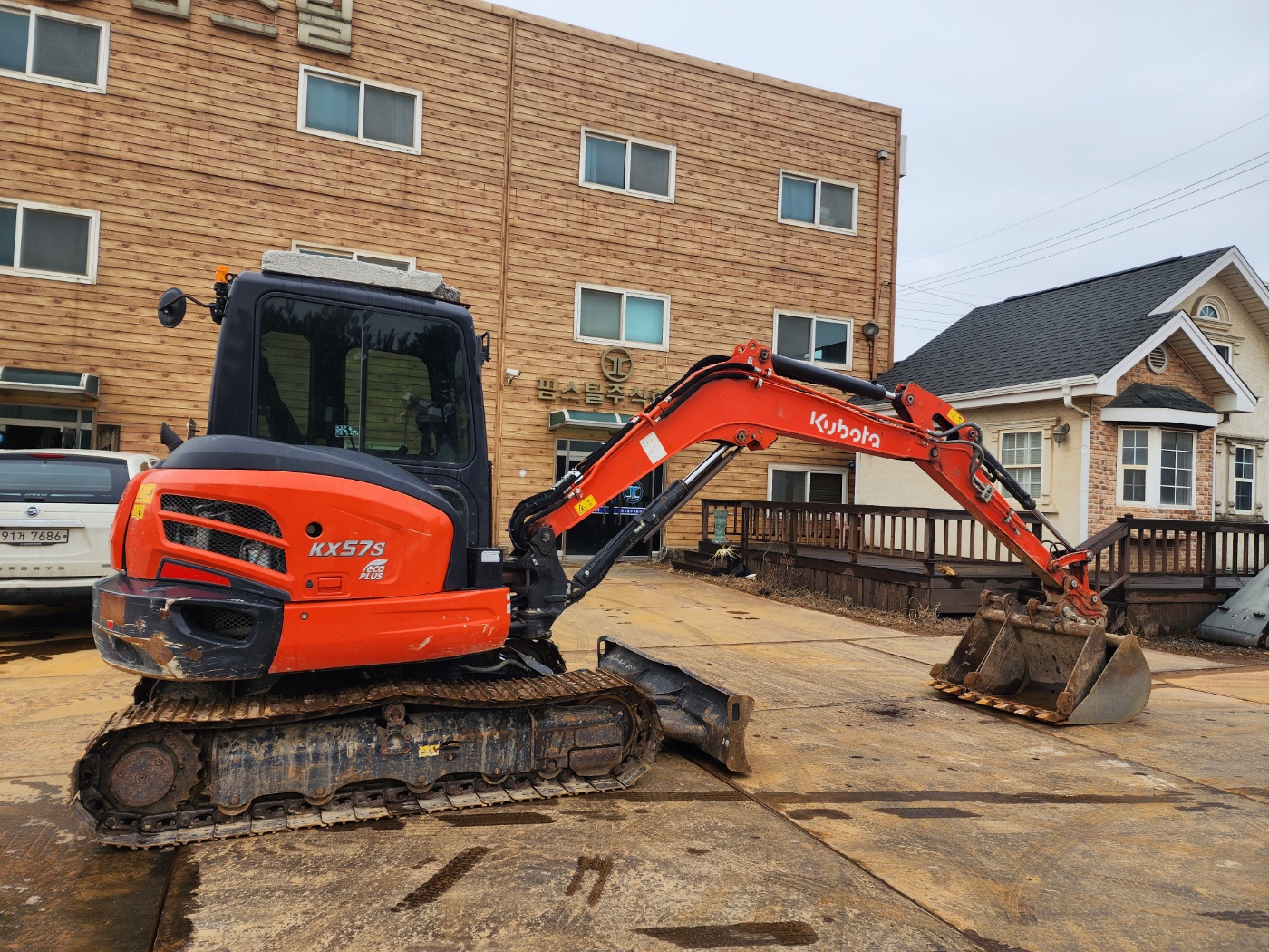 2021 구보다 KX57 미니굴삭기 판매합니다. (8315)