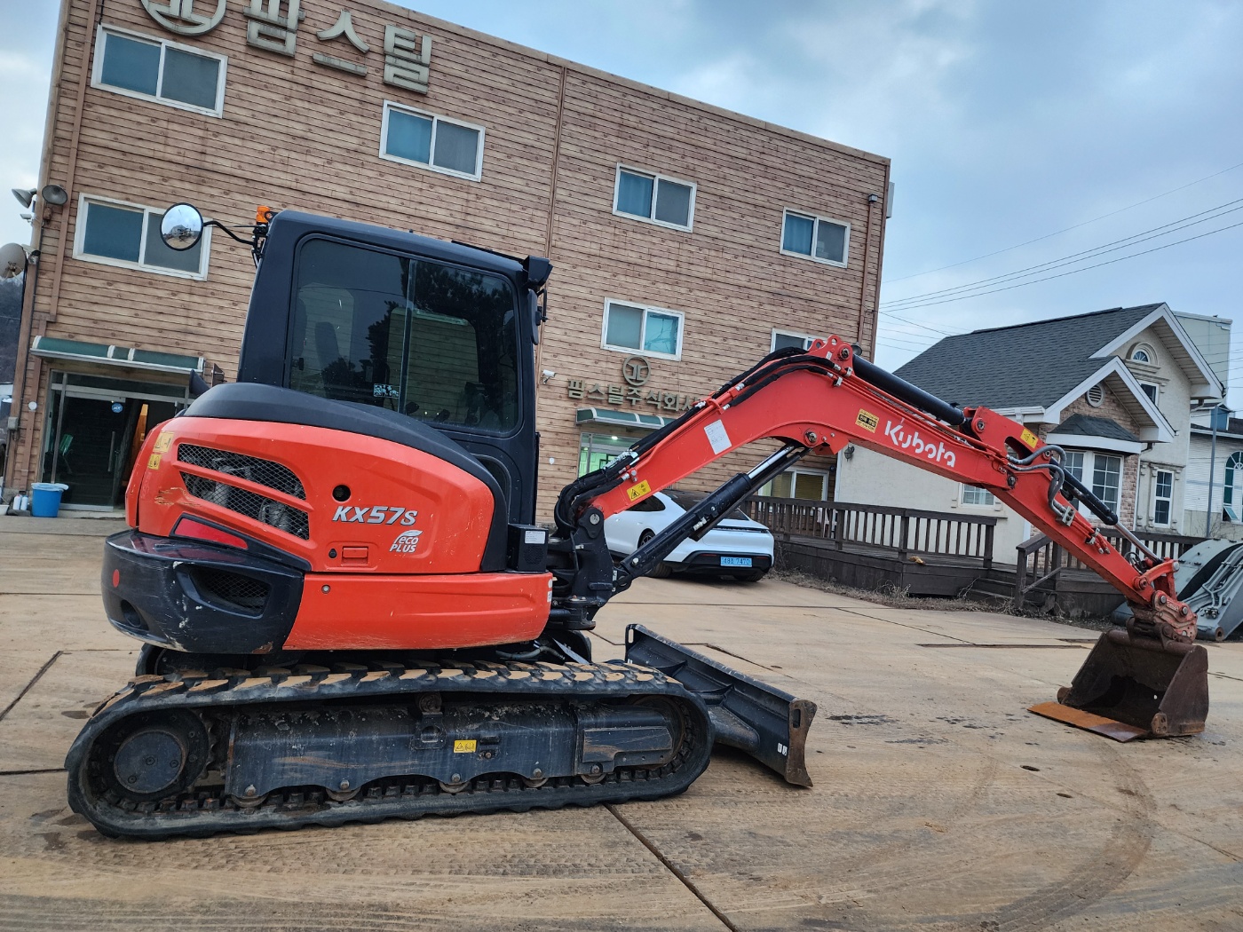 2021 구보다 KX57 미니굴삭기 판매합니다. (7401)