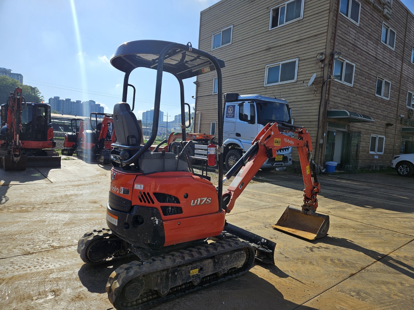 2021 구보다 U-17 굴삭기 판매합니다. (8307)
