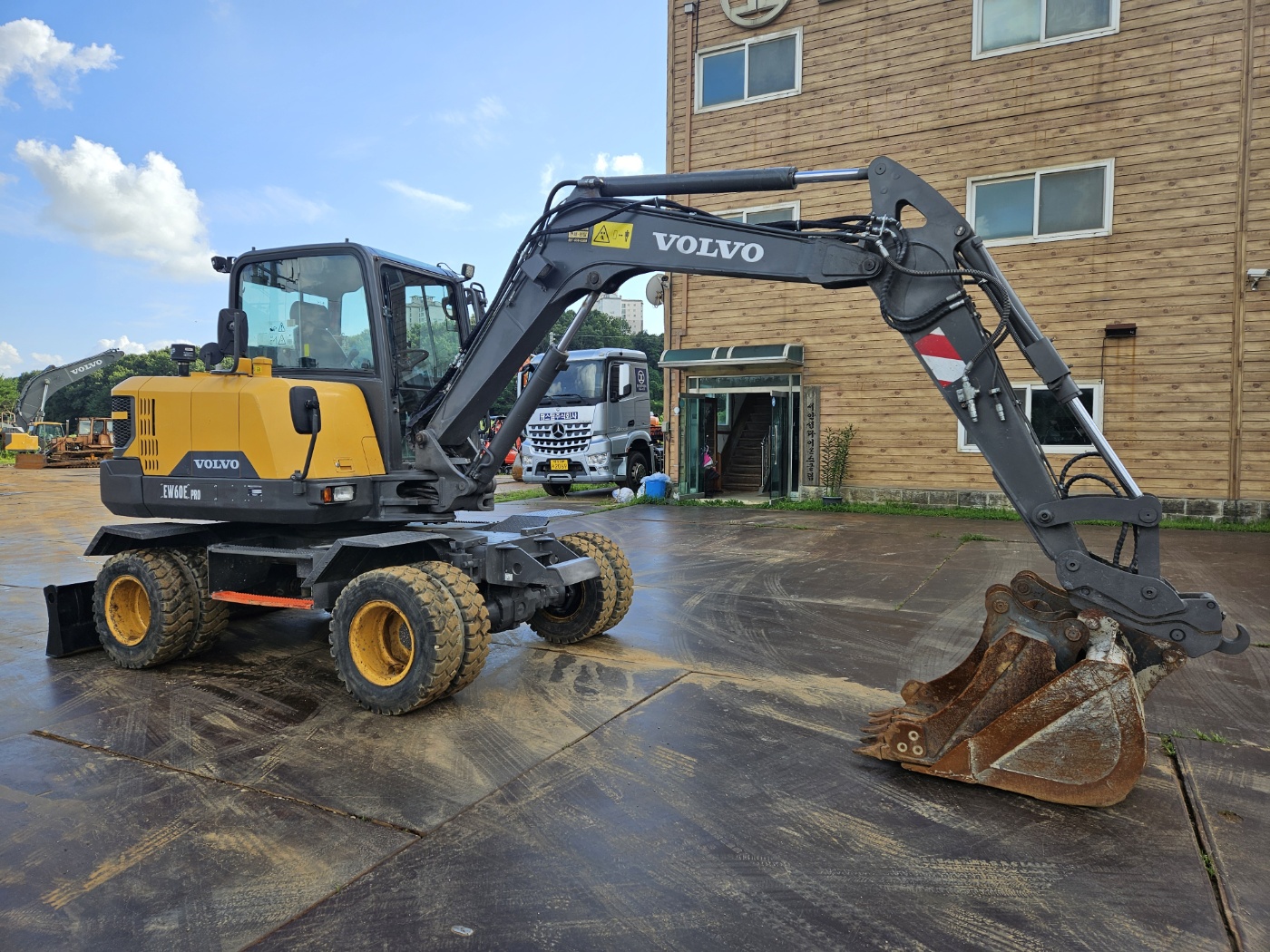 2021 VOLVO EW60E 판매합니다. (8088)