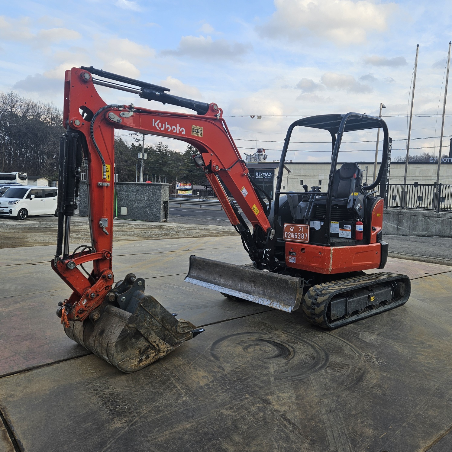 2022 구보다 U-35 굴삭기 판매합니다. (6387)