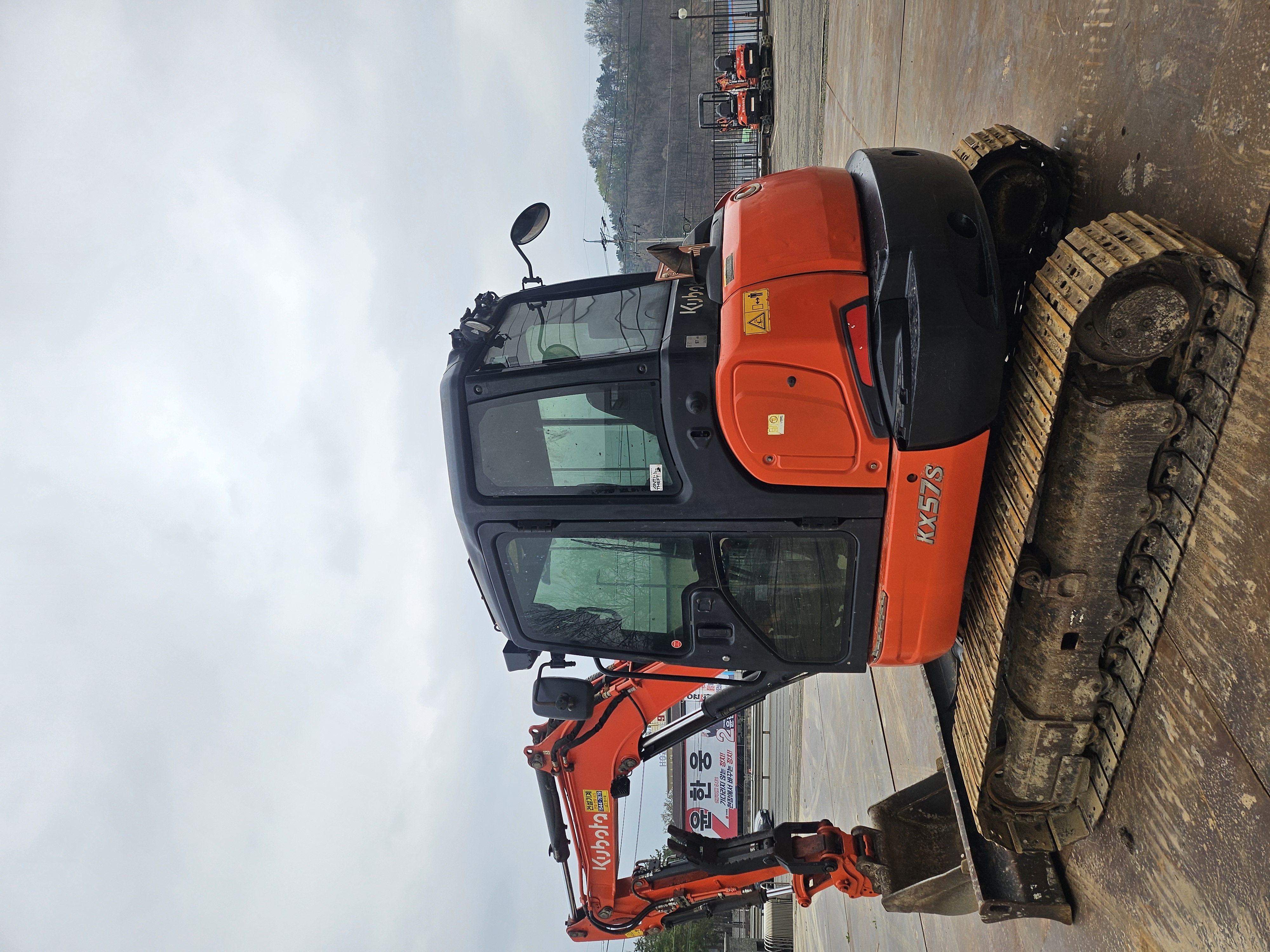 2021 구보다 KX57 미니굴착기 판매합니다 (7400)