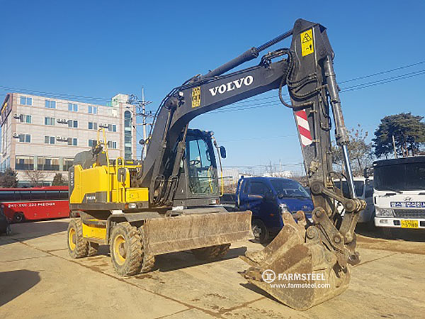 2015 VOLVO  EW140E  Excavator. (5129)