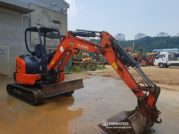 2017 KUBOTA U-30-6S Excavator. (8676)