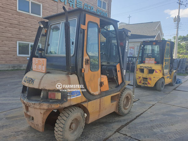 2001 CLARK FX253D Forklift (8918)